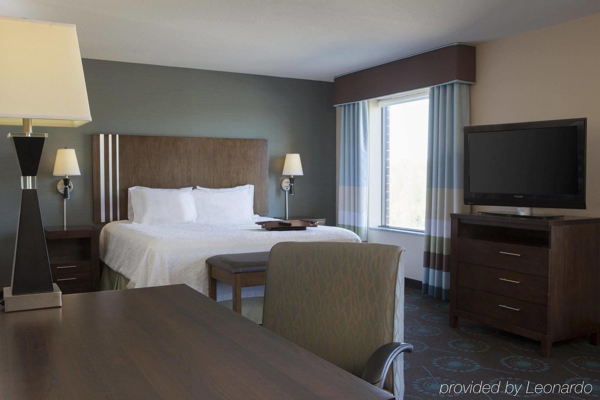 Hampton Inn & Suites Графтон Экстерьер фото